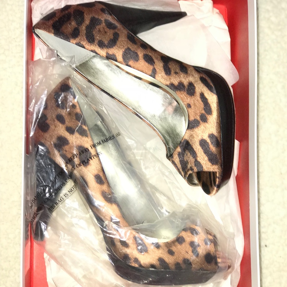 Shoes/heels